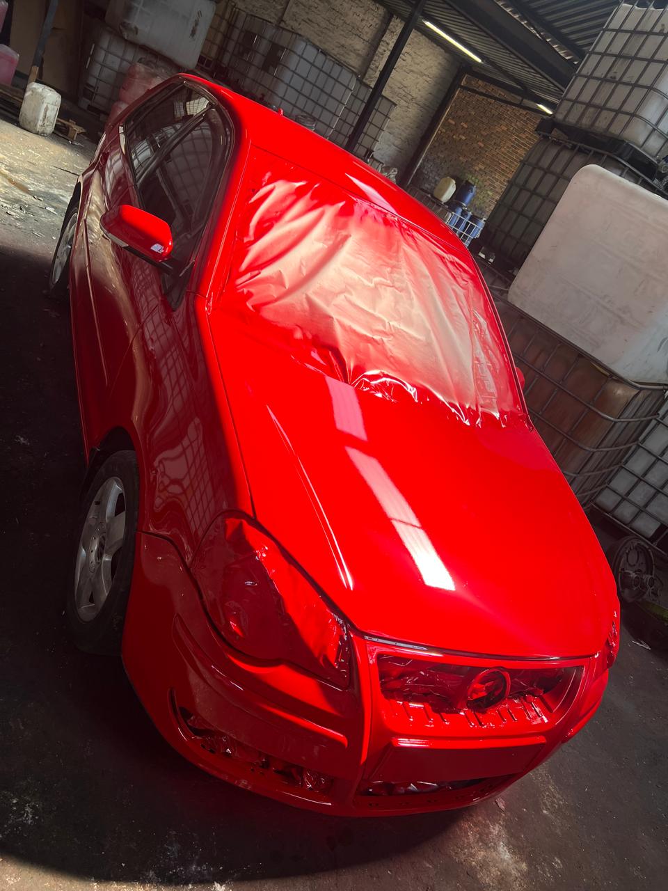 Professional car spray painting service